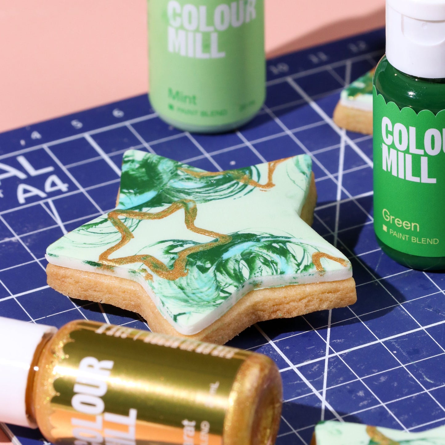 Green Paint Blend