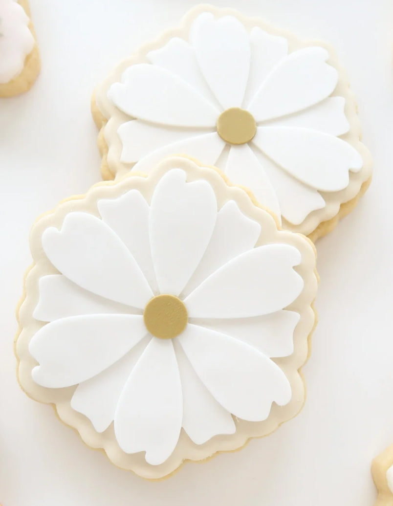 Vintage Daisy stamp and cutter