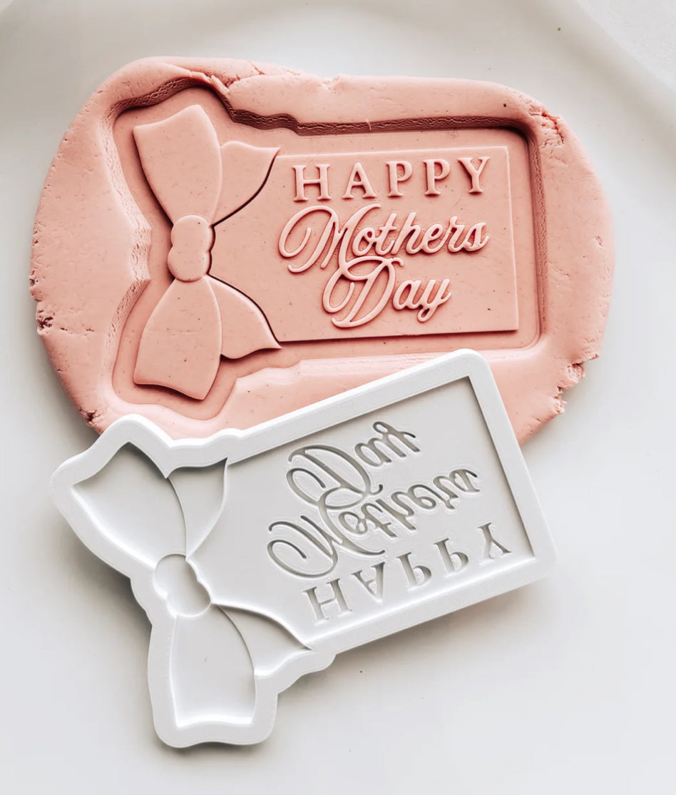 Happy Mother’s Day tag with bow