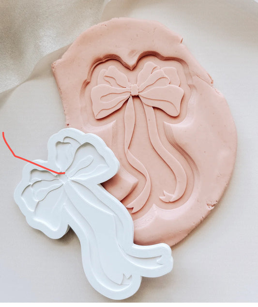 Messy ribbon bow Christmas